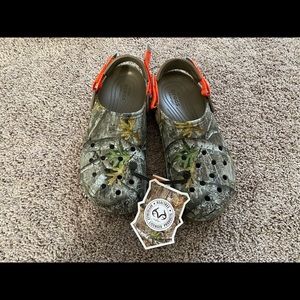 Crocs Classic All Terrain RealTree Camo Clog Men new